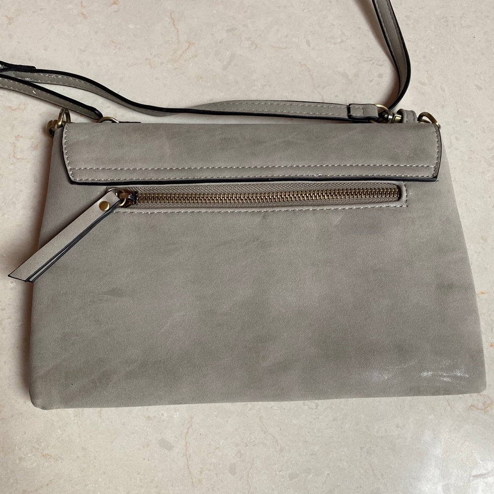 Grey purse. No name just fashion - Picture 6 of 7